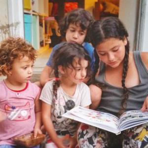 סיפורים לילדות ולילדים פודקאסט לוגו