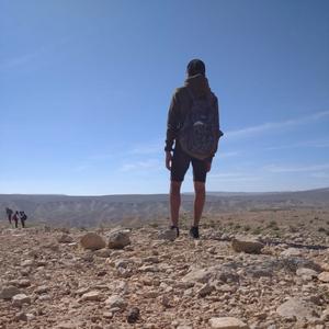 אבק דרכים פודקאסט לוגו