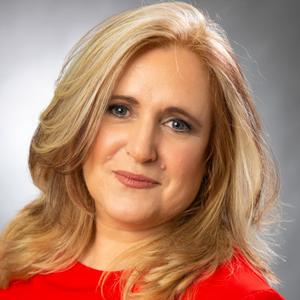 כשנמר נכנס לחדר פודקאסט לוגו